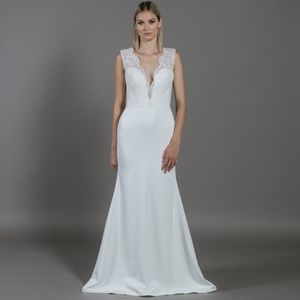 Lis Simon Wedding Dress (Jazmine)